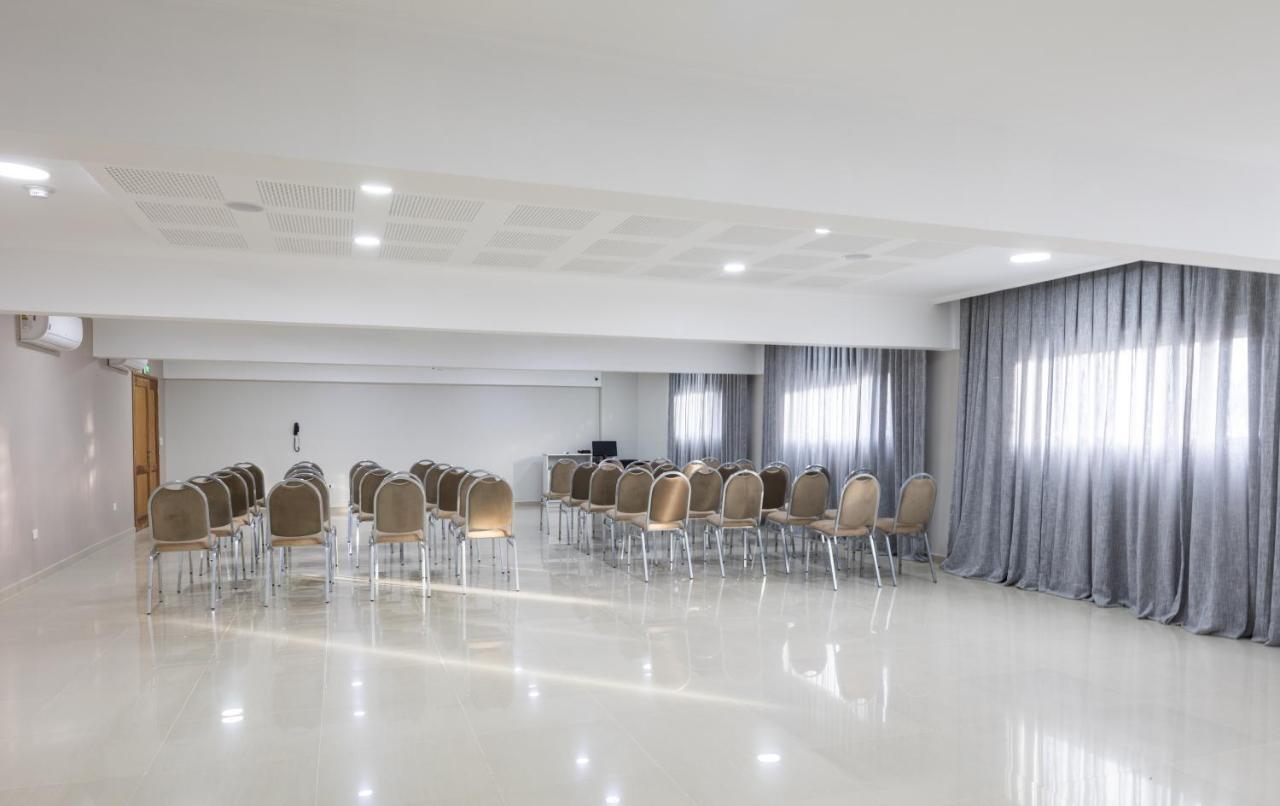 Apart Hotel Rivadavia 815 Неукен Экстерьер фото